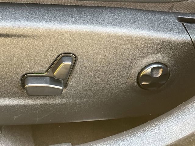 Used 2018 Dodge Charger SRT Hellcat image 3