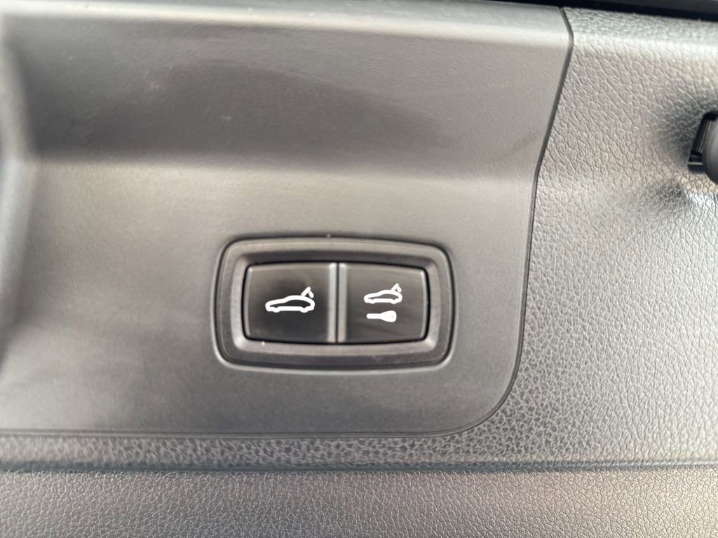 Used 2022 Porsche Panamera 4 Platinum Edition image 55