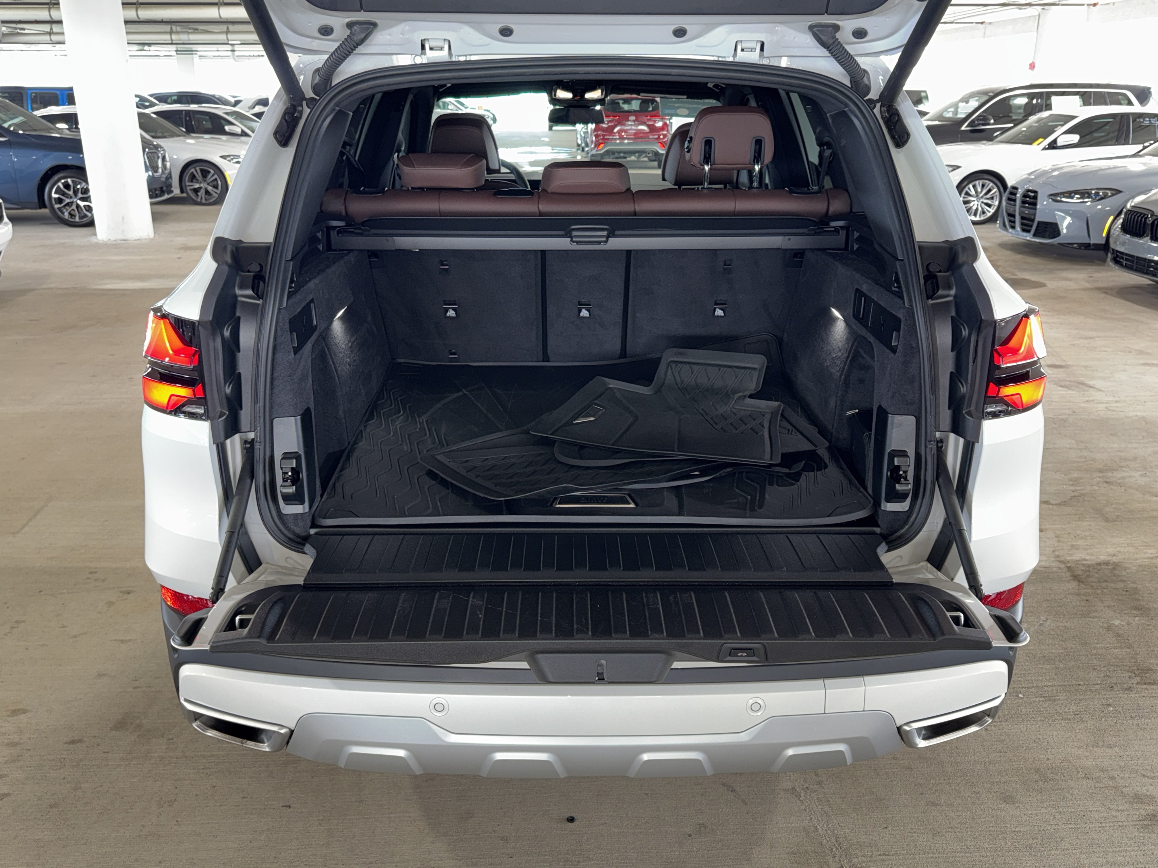 Used 2026 BMW X5 xDrive40i w/ Climate Comfort Package AWD/4WD image 10