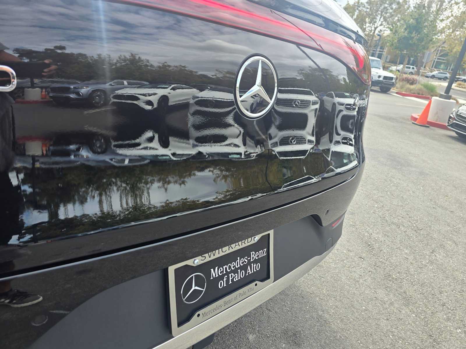 New 2027 Mercedes-Benz EQE 320 4MATIC SUV image 13