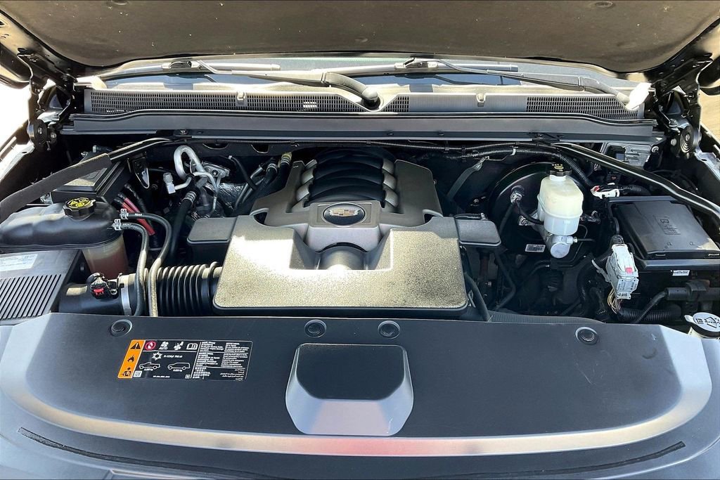 Used 2020 Cadillac Escalade Premium Luxury image 9