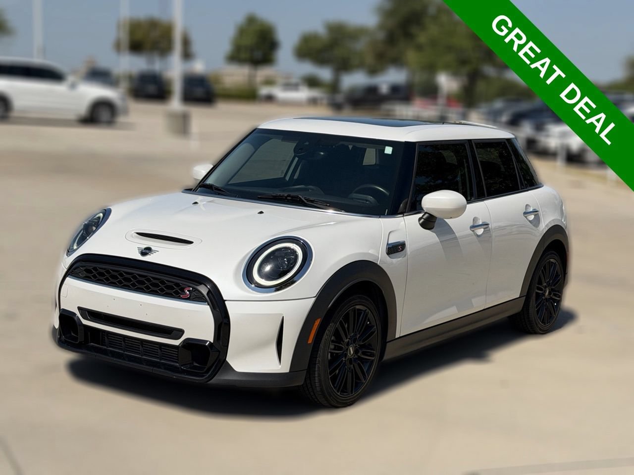 Used 2024 MINI Cooper S FWD image 3