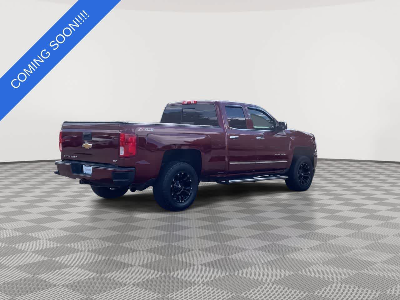 Used 2016 Chevrolet Silverado 1500 LTZ Z71 w/ LTZ Plus Package AWD/4WD image 8