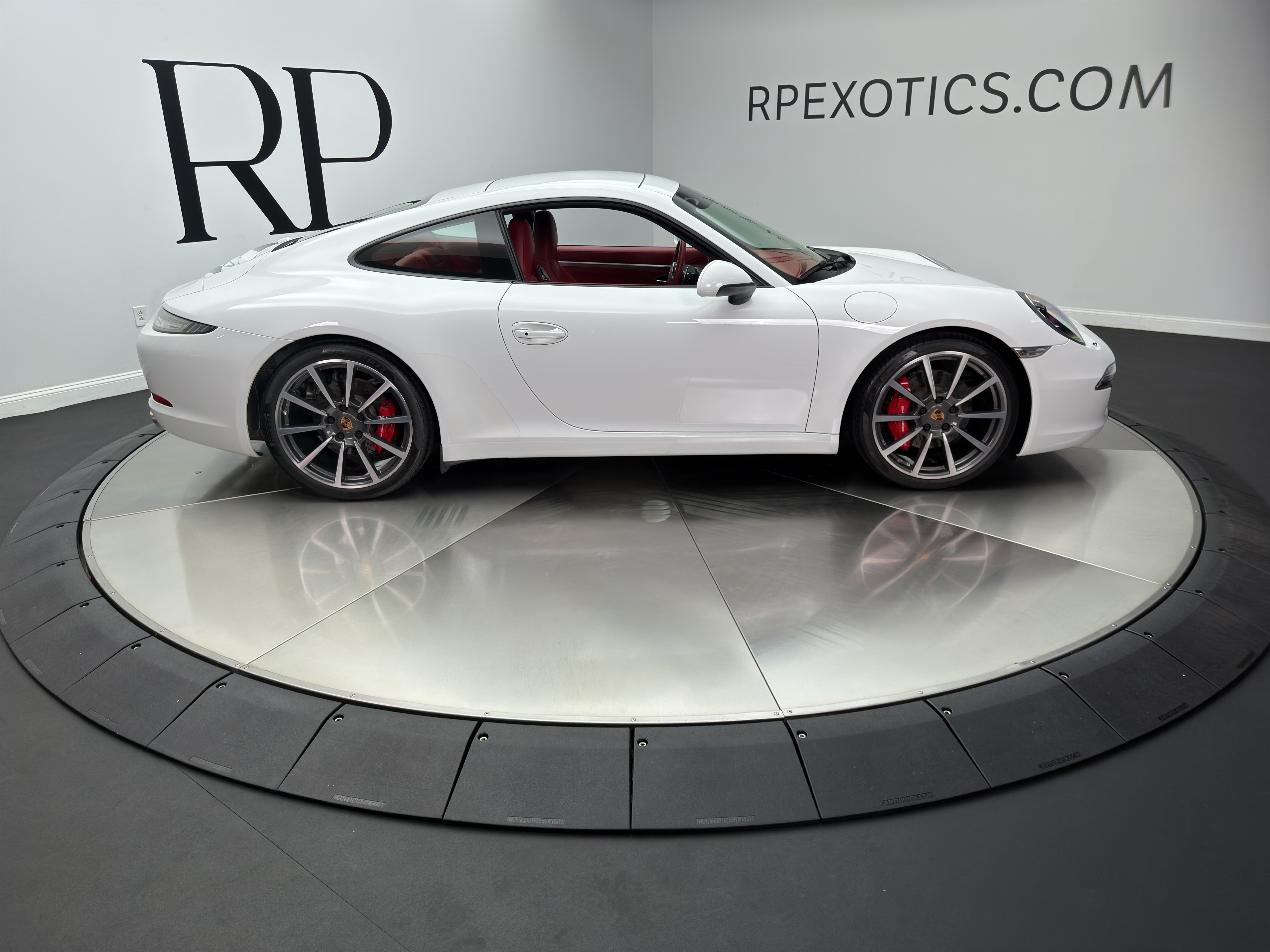 Used 2013 Porsche 911 Carrera S RWD image 7