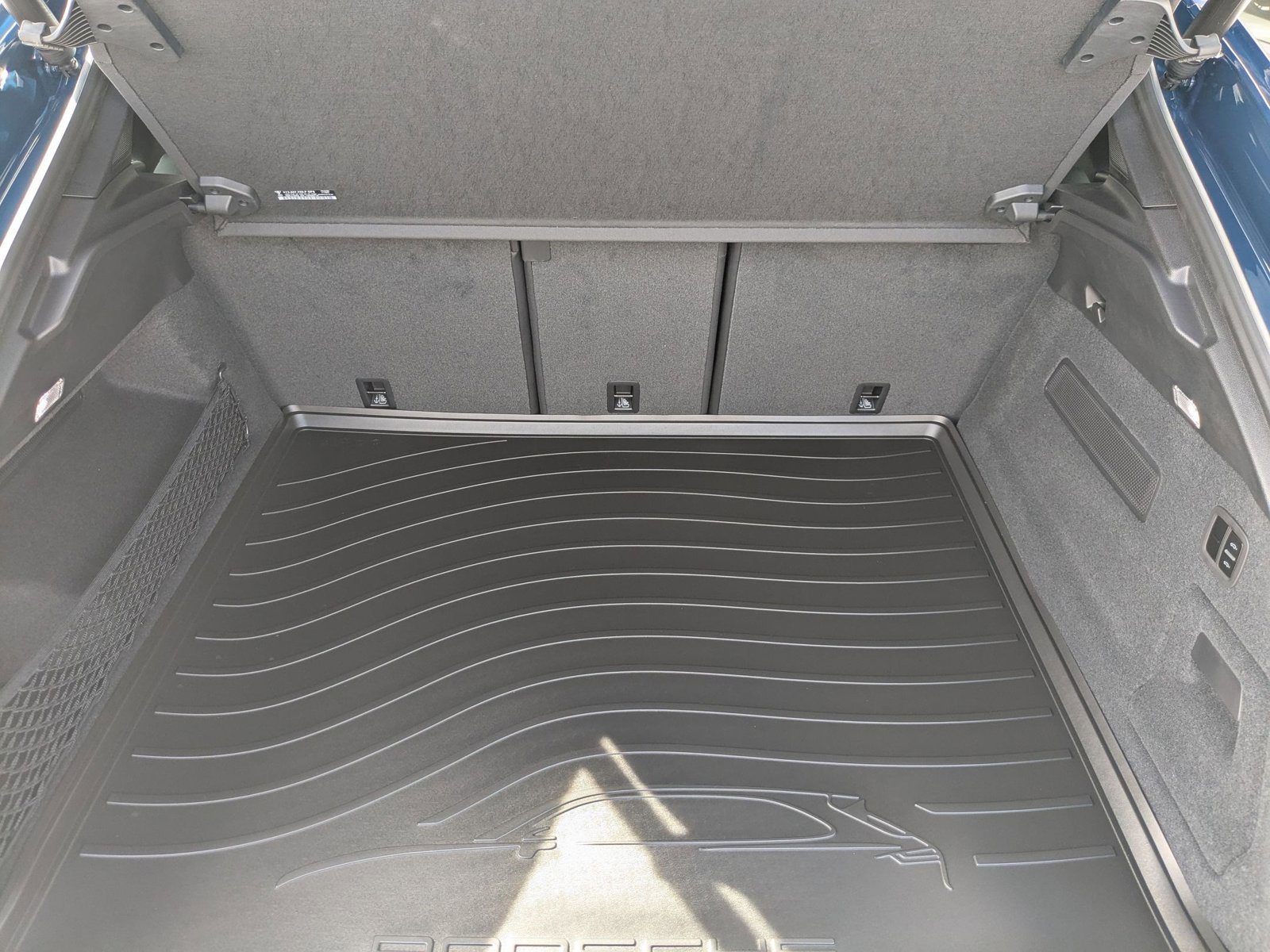 New 2026 Porsche Cayenne Coupe image 24