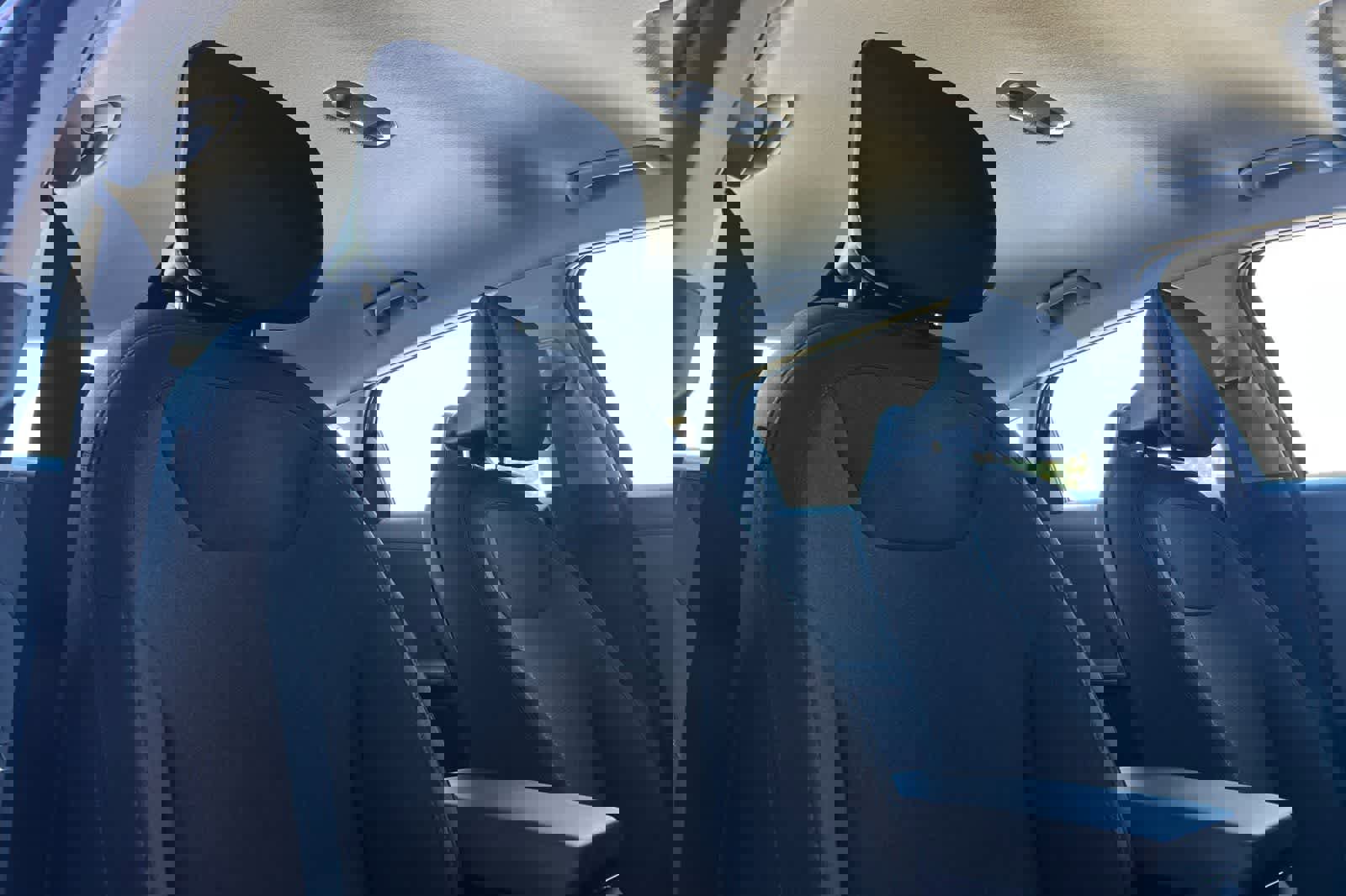 Used 2025 Kia K4 LXS image 18