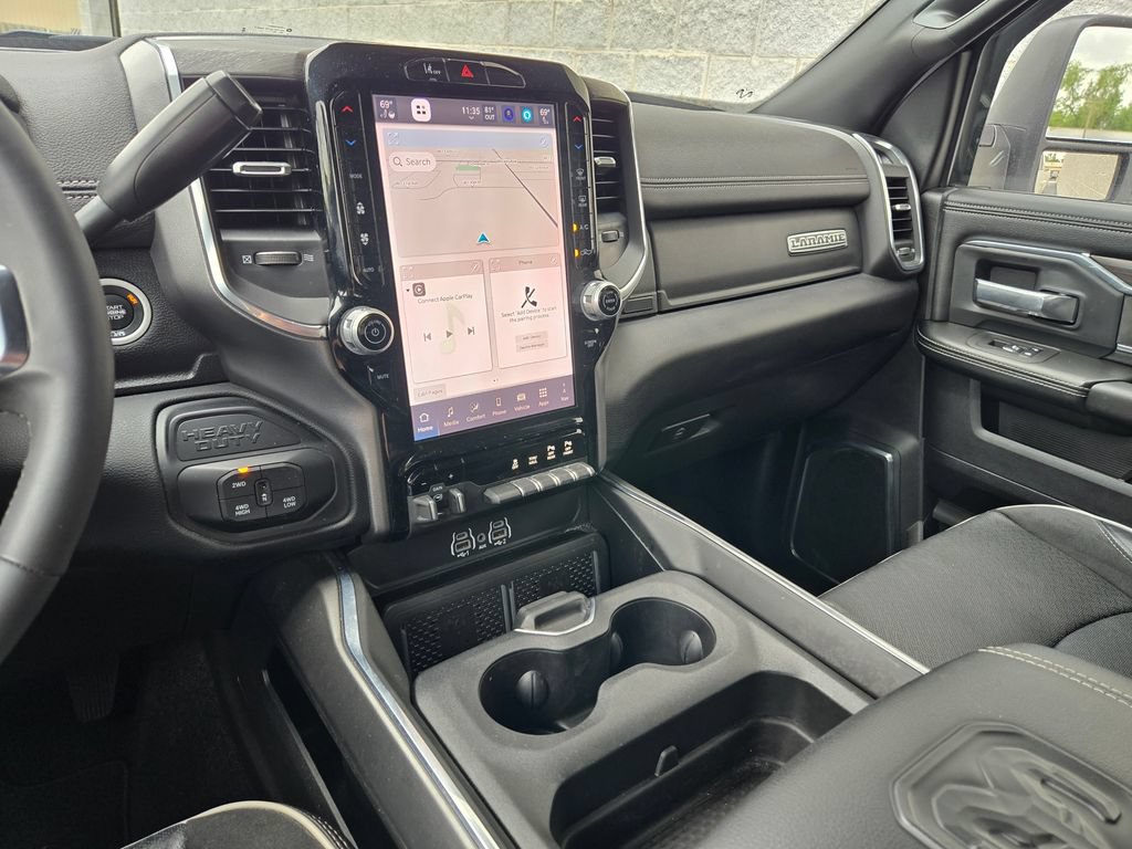 Used 2025 RAM 2500 Laramie AWD/4WD image 25