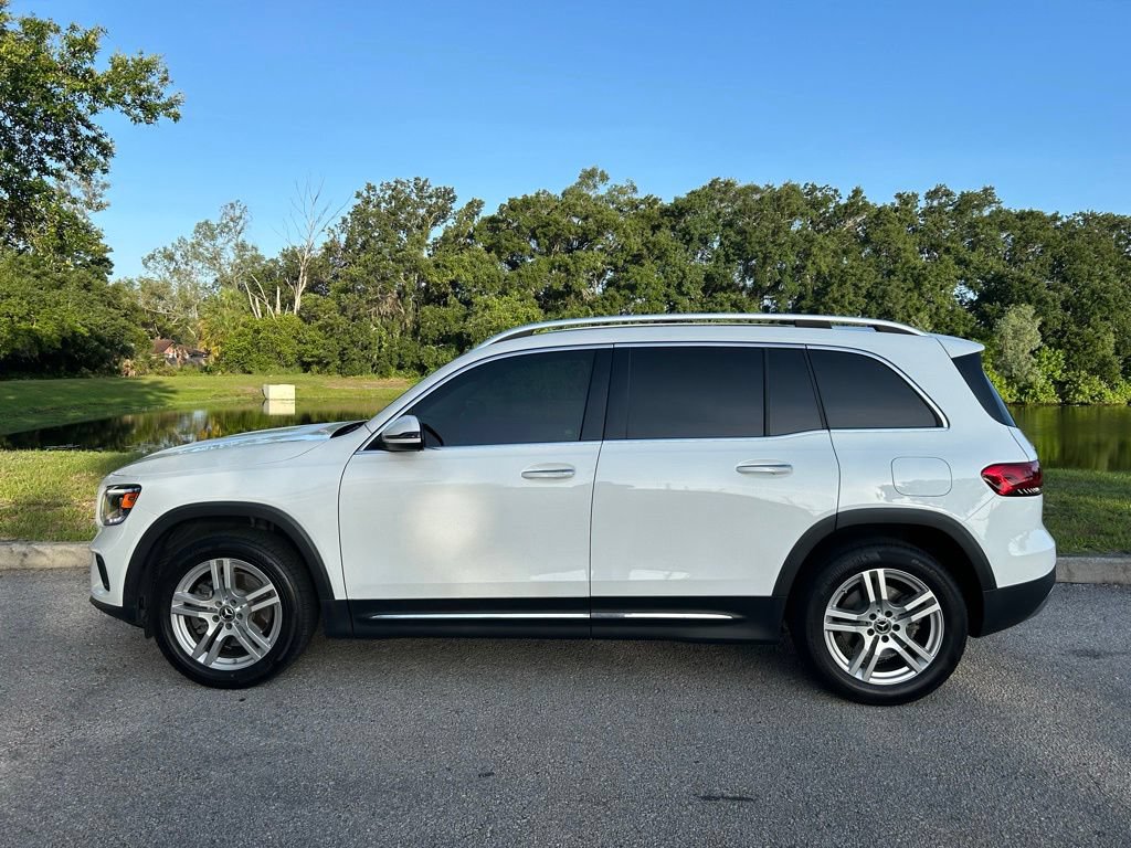 Used 2023 Mercedes-Benz GLB 250 image 3