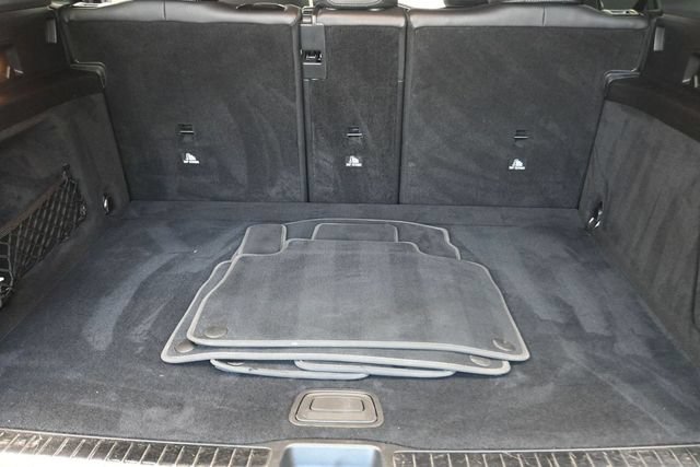 Used 2022 Mercedes-Benz GLE 350 4MATIC w/ Premium Package image 18