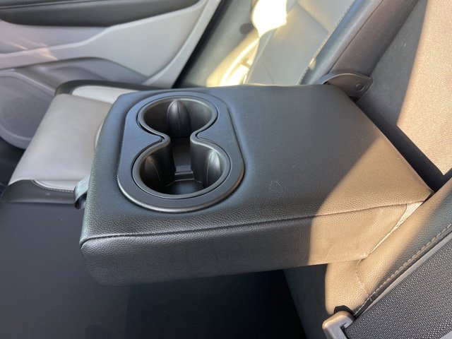 Used 2024 GMC Terrain SLT image 39