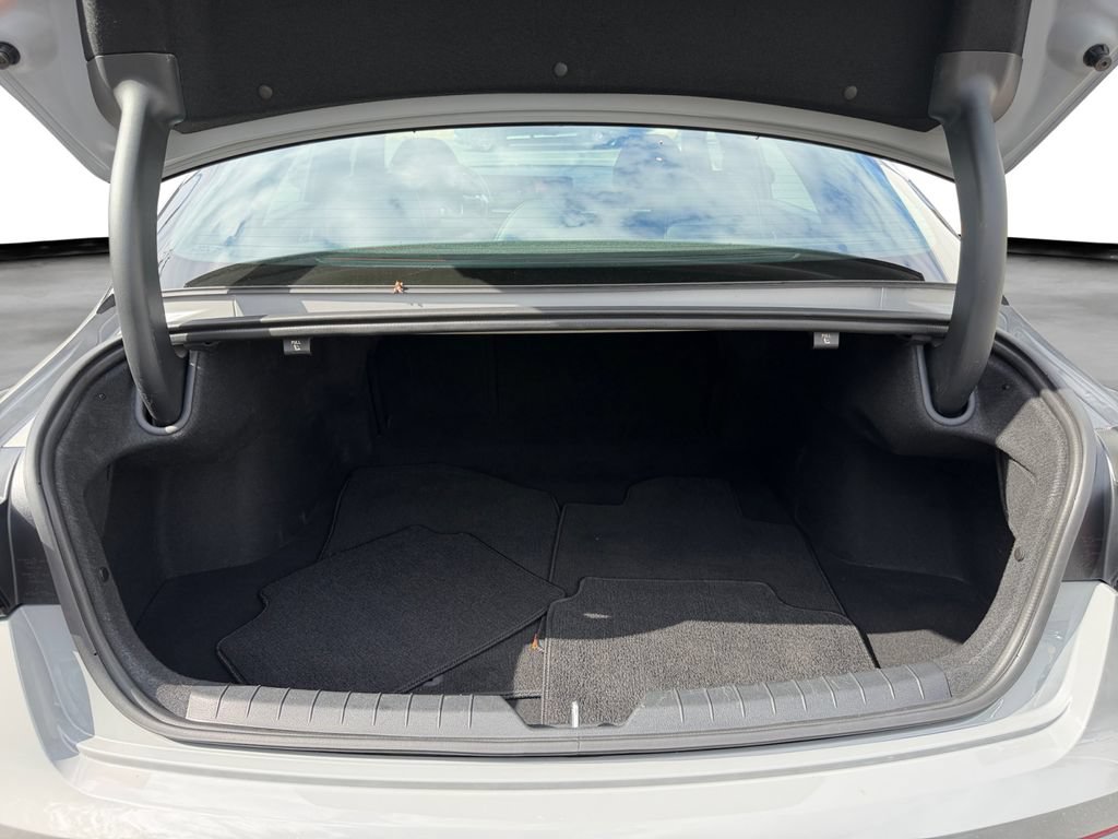 Used 2025 Kia K5 GT FWD image 11