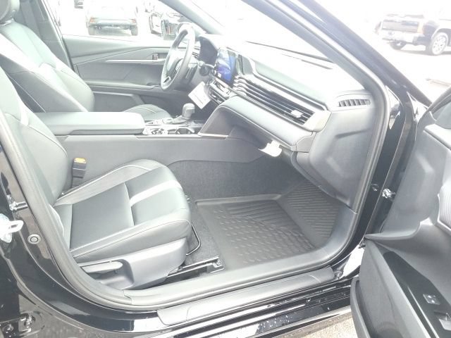 New 2026 Toyota Camry SE FWD image 10