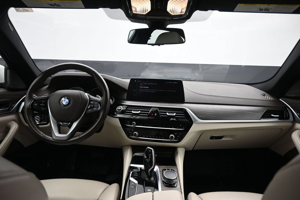 Used 2017 BMW 530i xDrive AWD/4WD image 43