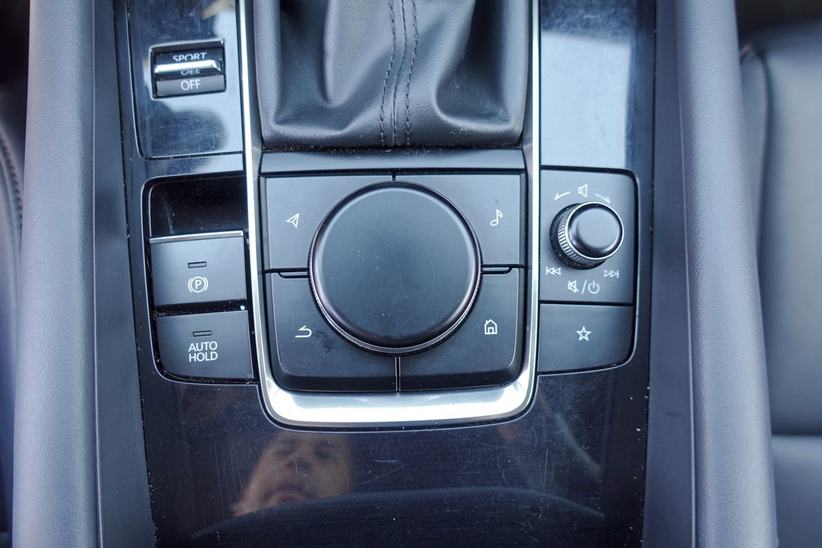 Used 2019 MAZDA MAZDA3 Hatchback FWD image 20