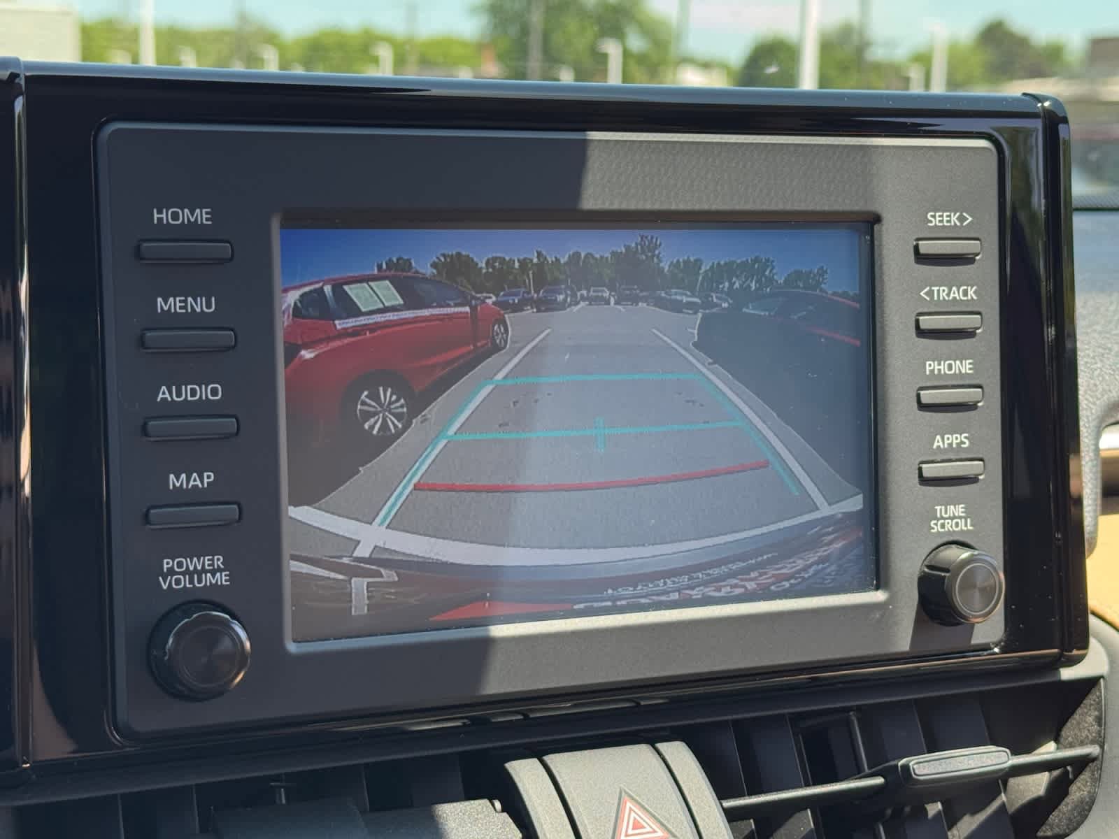 Used 2019 Toyota RAV4 LE w/ All Weather Liner Package AWD/4WD image 21