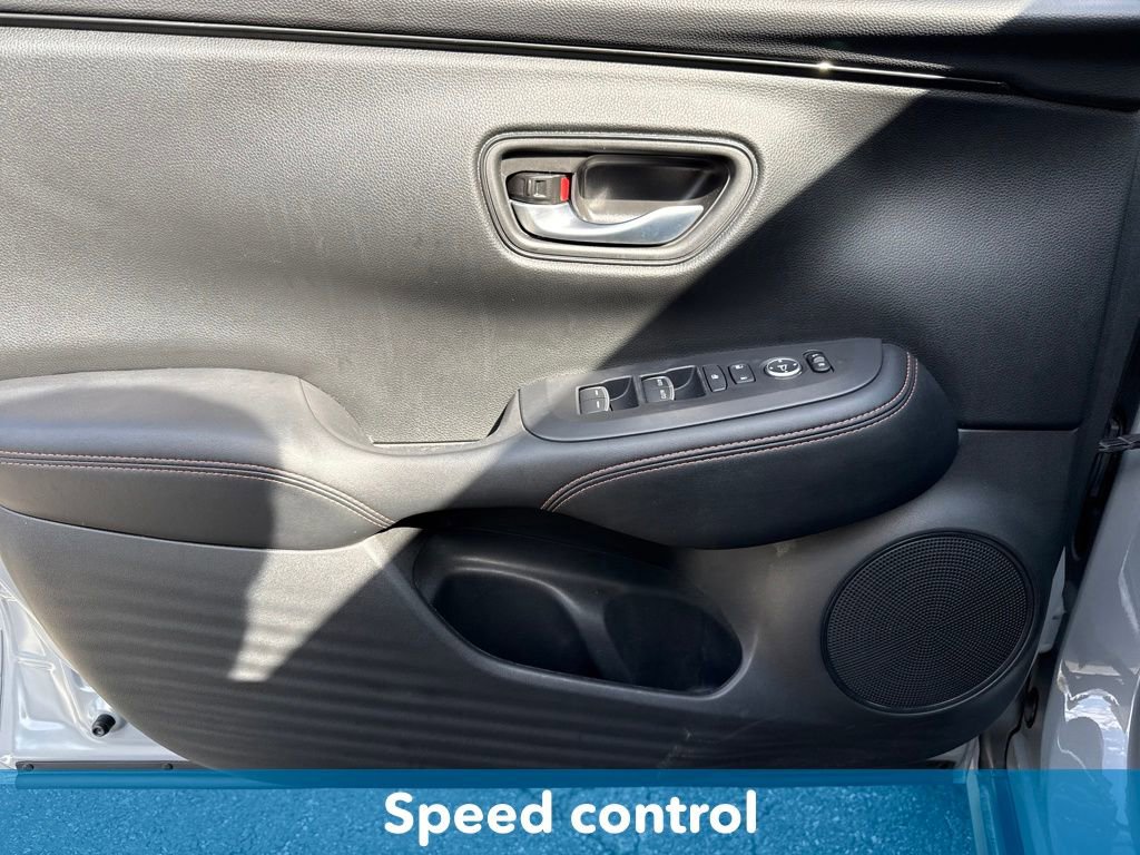 Certified 2025 Honda HR-V Sport image 13