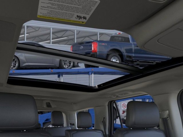 New 2025 Ford Expedition Platinum w/ Driver's Package image 22