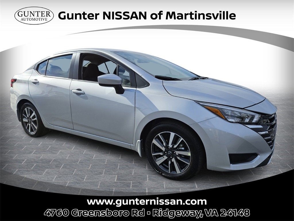 New 2025 Nissan Versa SV w/ Trunk Package