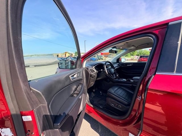 Used 2018 Ford Edge SEL w/ Equipment Group 201A FWD image 20