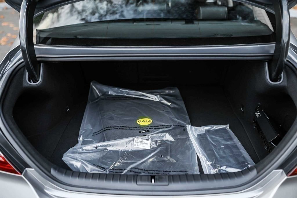 New 2026 Genesis G70 2.5T image 9