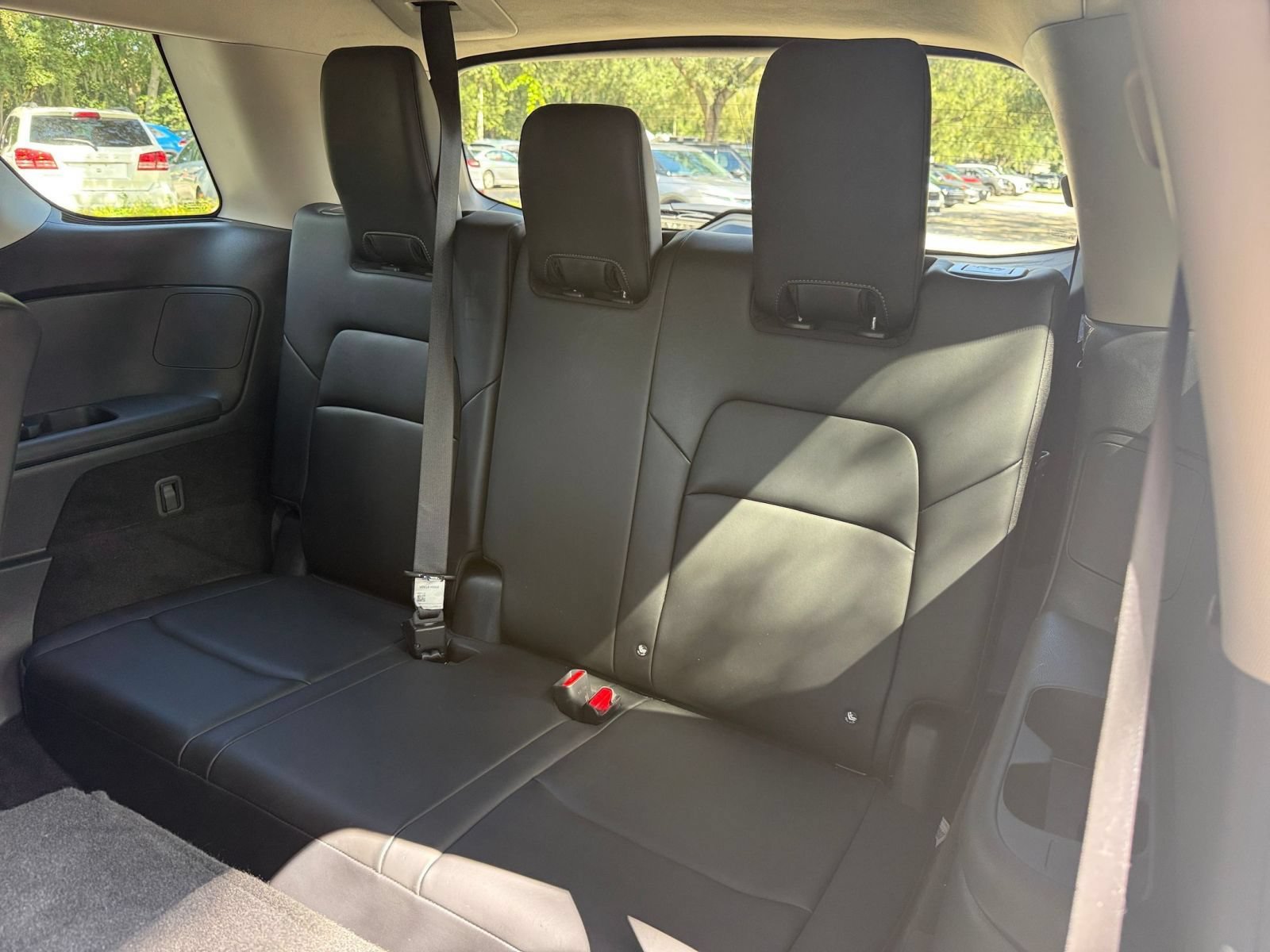Used 2026 Nissan Pathfinder SL FWD image 28