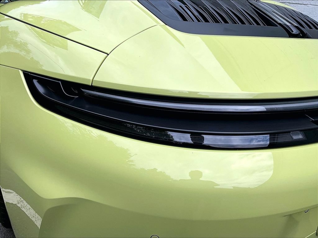 Certified 2025 Porsche 911 Carrera RWD image 30