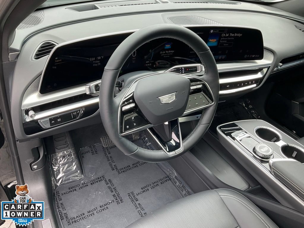 Used 2024 Cadillac Lyriq Sport RWD image 6