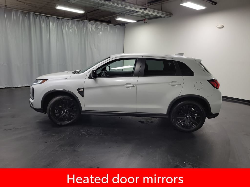 Used 2025 Mitsubishi Outlander Sport LE AWD/4WD image 5
