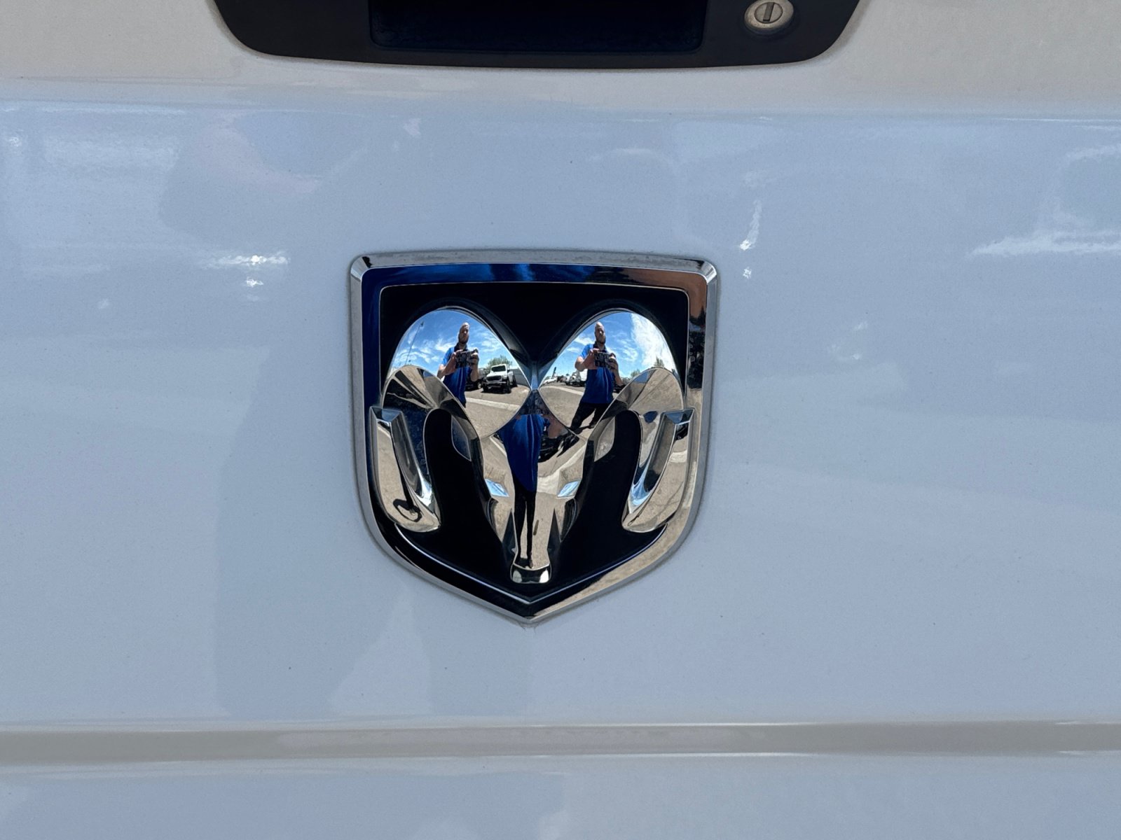 Used 2017 RAM 1500 Classic SLT RWD image 15