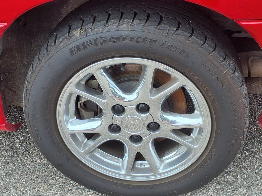 Used 2002 Chevrolet Camaro Z28 RWD image 9