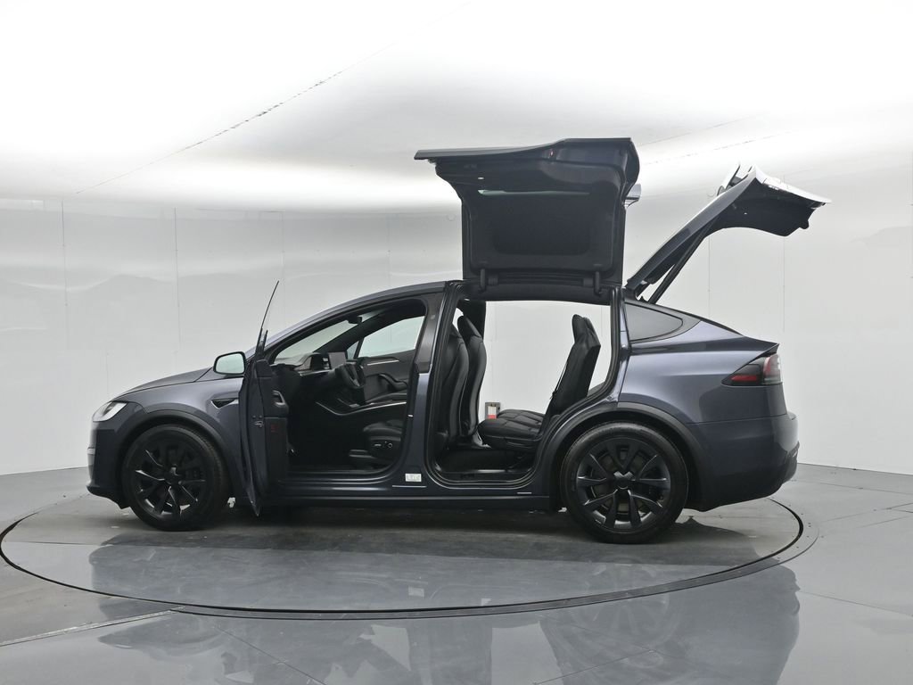 Used 2023 Tesla Model X image 36