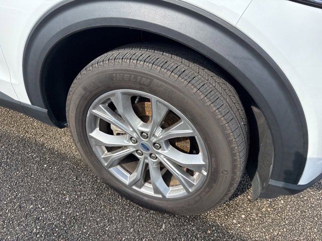 Used 2023 Ford Explorer Limited image 5