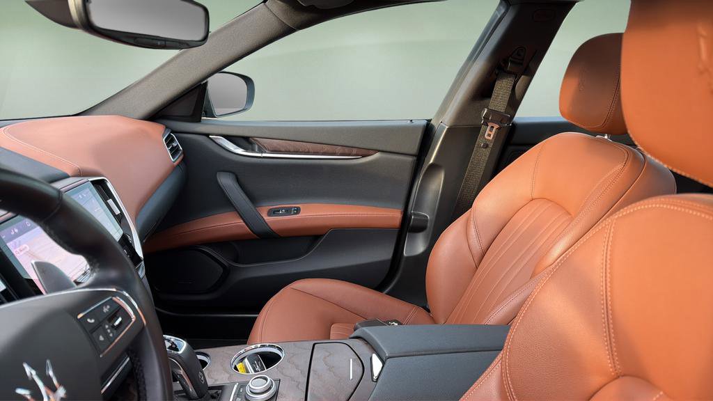 Used 2022 Maserati Ghibli Modena Q4 image 21