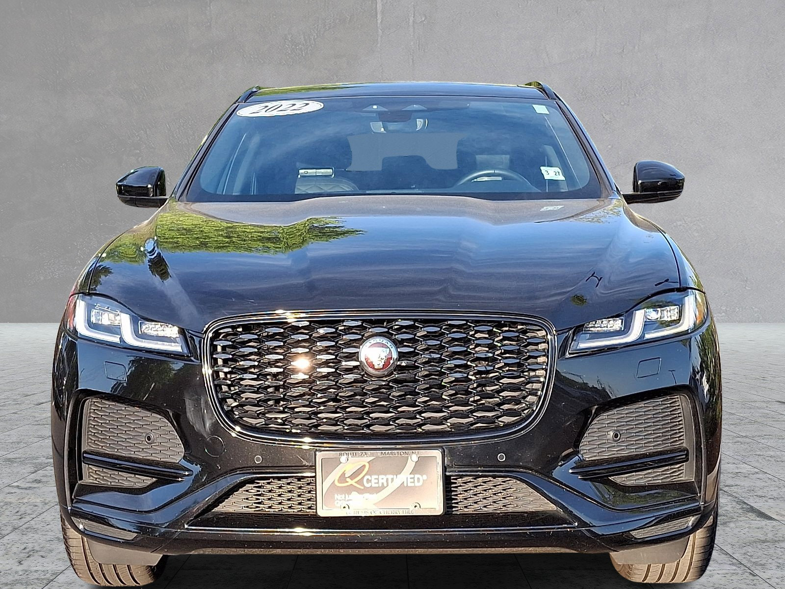Used 2022 Jaguar F-PACE S AWD/4WD image 2