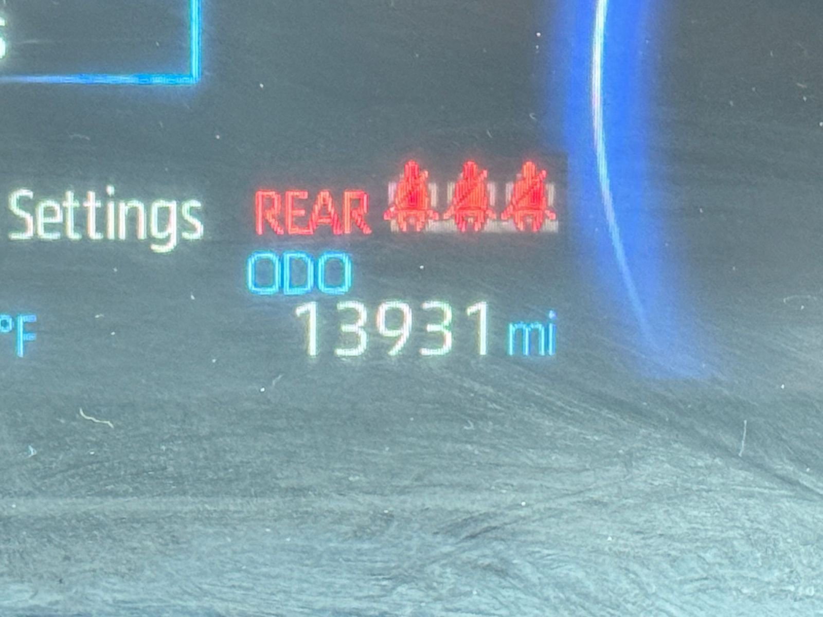 Used 2025 Toyota RAV4 LE image 39