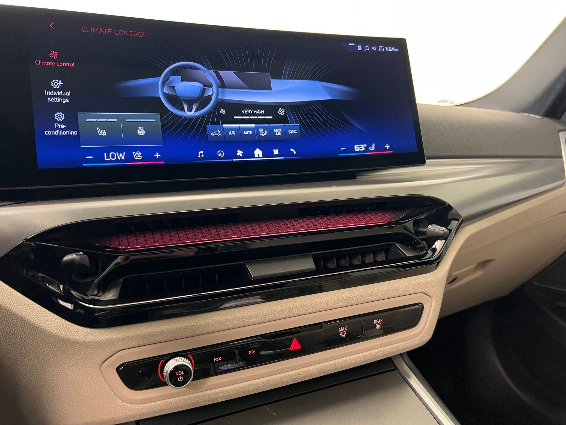 Used 2025 BMW M340i xDrive w/ Premium Package image 27