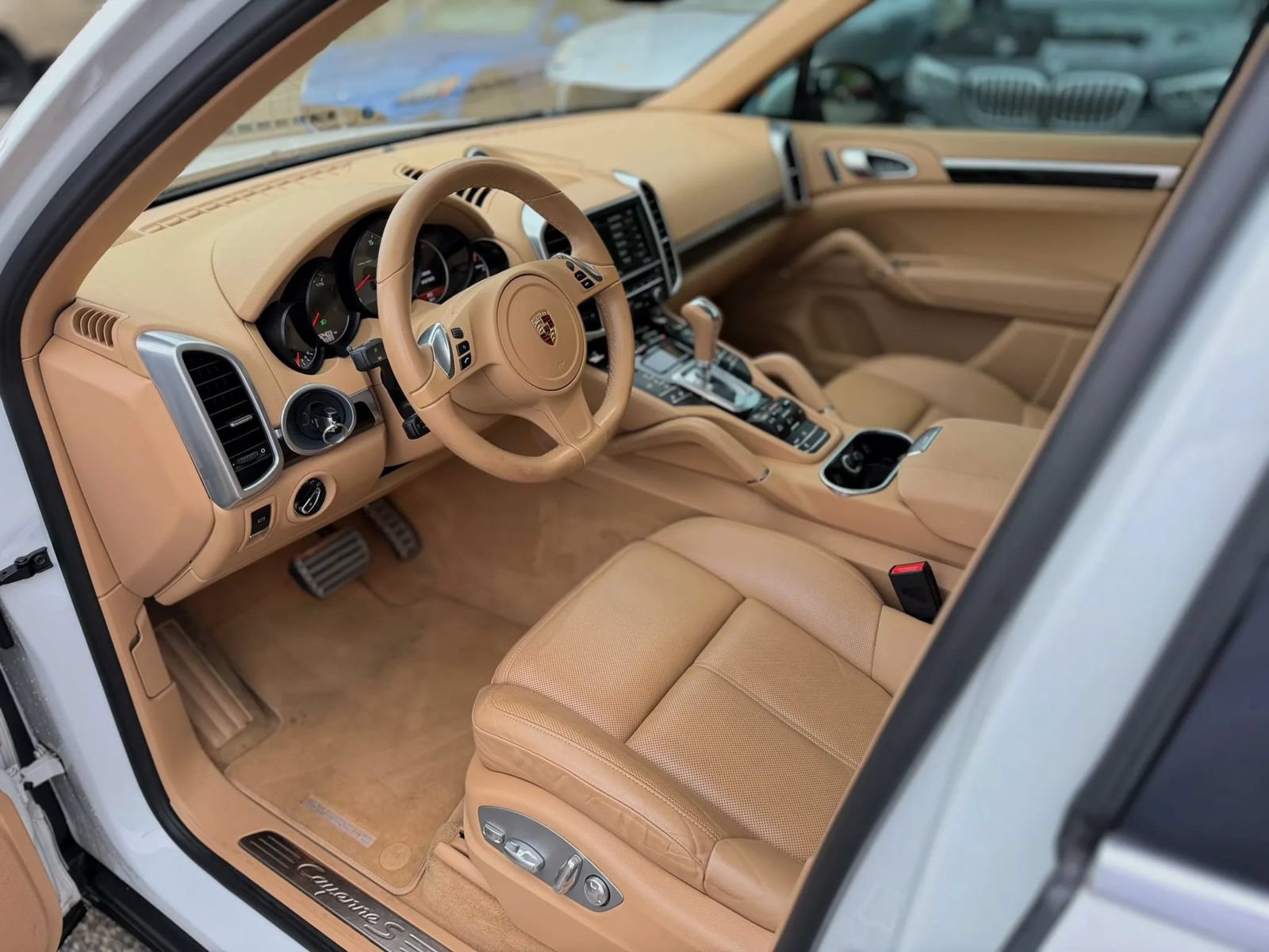 Used 2014 Porsche Cayenne S AWD/4WD image 24