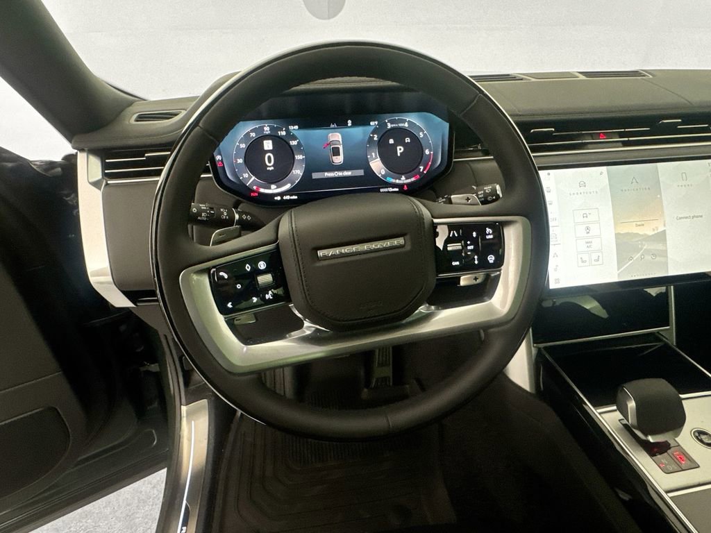 New 2026 Land Rover Range Rover SE image 11
