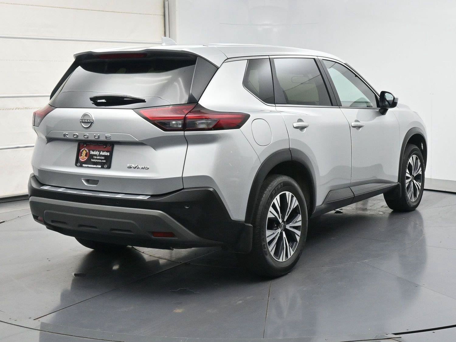Used 2023 Nissan Rogue SV AWD/4WD image 26