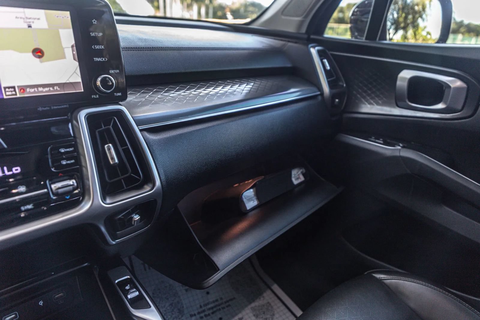 Used 2023 Kia Sorento S w/ Panoramic Sunroof Package FWD image 80