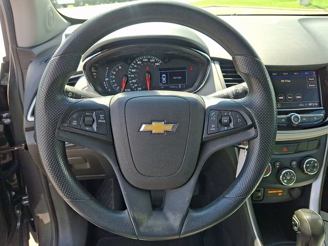 Used 2020 Chevrolet Trax LS w/ Tint and Cruise Package FWD image 15