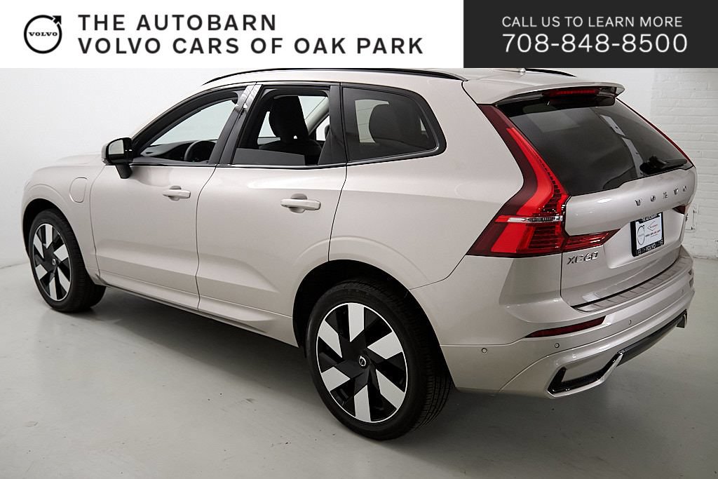Certified 2025 Volvo XC60 T8 Plus w/ Protection Package Premier AWD/4WD video 1