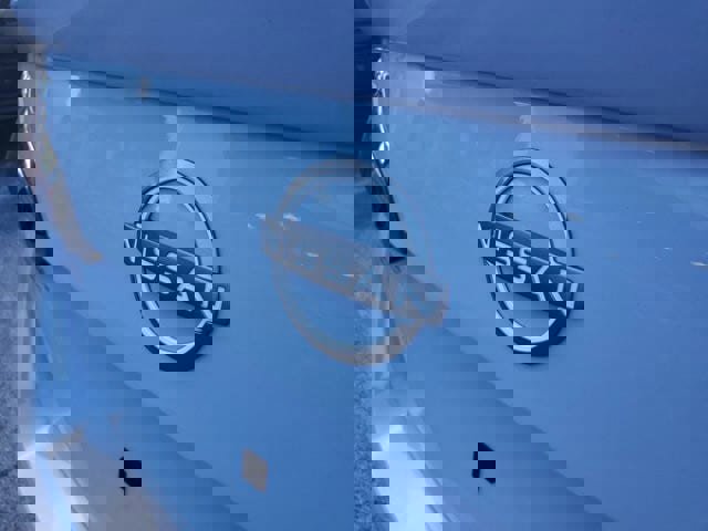 Used 2024 Nissan Versa SR w/ Trunk Package image 11