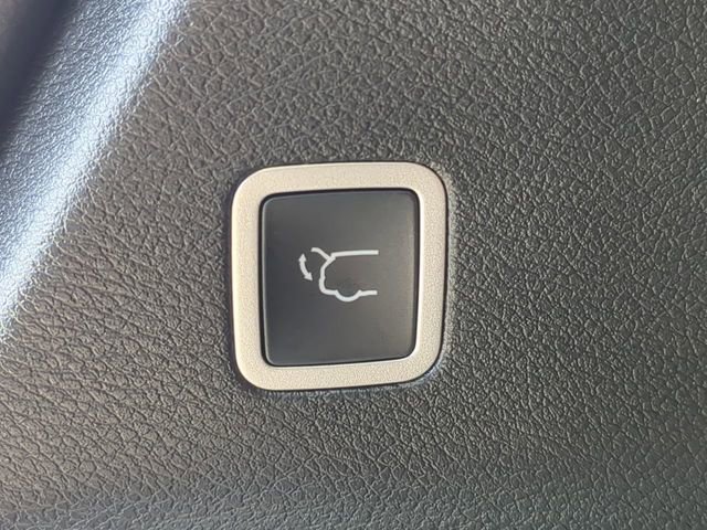 New 2026 Chrysler Pacifica Pinnacle w/ Trailer Tow Group image 15