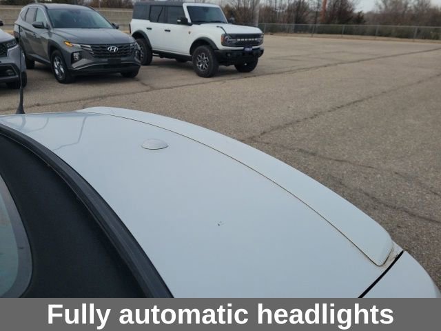 Used 2022 Ford Mustang Premium image 5