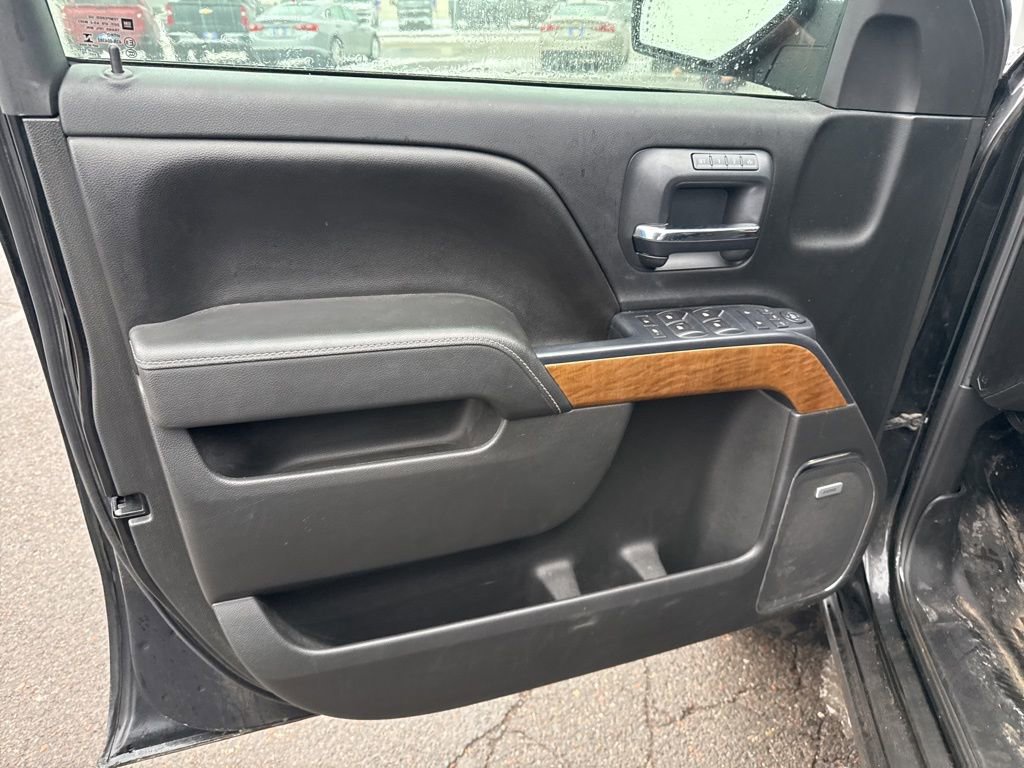 Used 2015 Chevrolet Silverado 1500 LTZ w/ LTZ Plus Package image 13