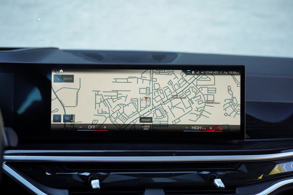 Used 2023 BMW X7 xDrive40i w/ M Sport Package image 33