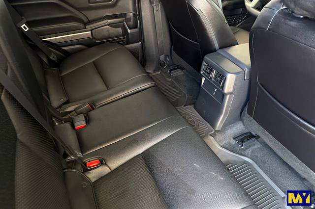 Used 2025 Toyota 4Runner SR5 AWD/4WD image 20