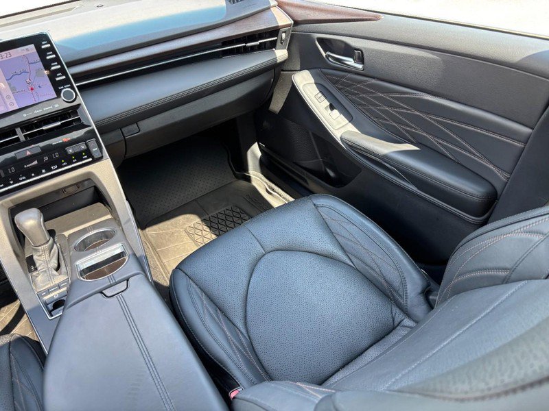 Used 2022 Toyota Avalon Limited w/ Advanced Safety Package FWD image 15