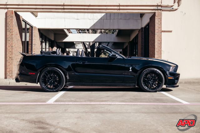 Used 2013 Ford Mustang Shelby GT500 RWD image 12
